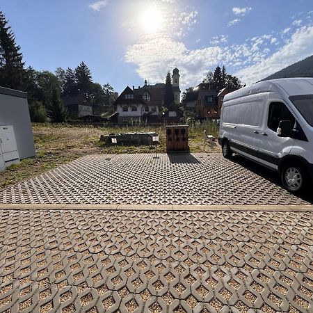 Luxusni Apartman Grand V Centru Harrachova Se Soukromou Mega Terasou, S Privatnim Parkovanim Zdarma, S Moznosti Dobijeni Wallbox Ev A Vyhledem Na Harrachovsky Kostelicek Bagian luar foto