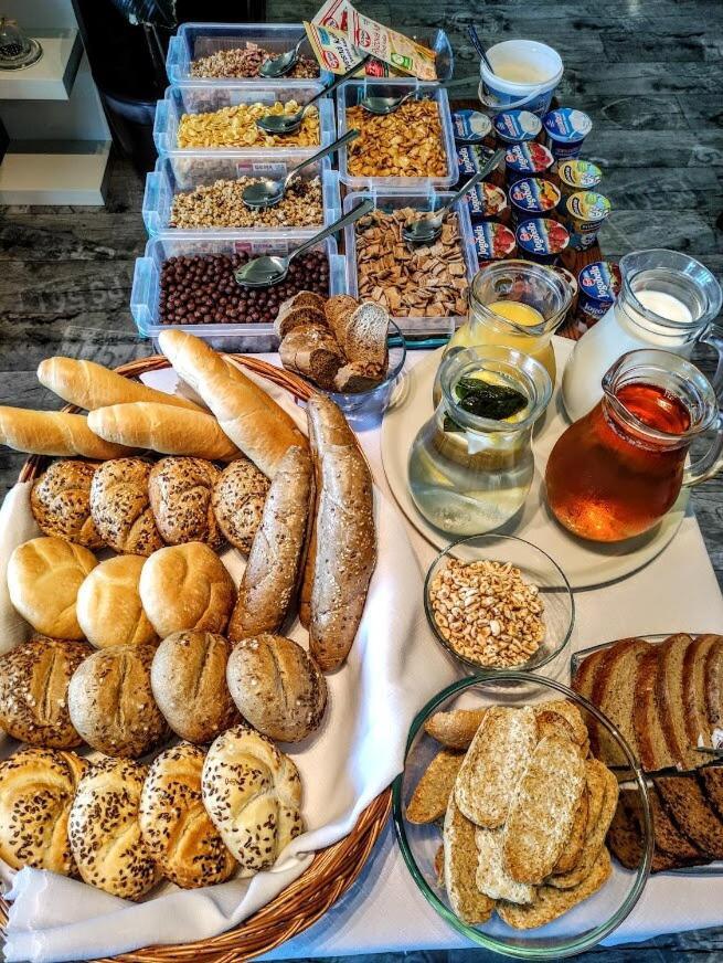 Luxusni Apartman Grand V Centru Harrachova Se Soukromou Mega Terasou, S Privatnim Parkovanim Zdarma, S Moznosti Dobijeni Wallbox Ev A Vyhledem Na Harrachovsky Kostelicek Bagian luar foto